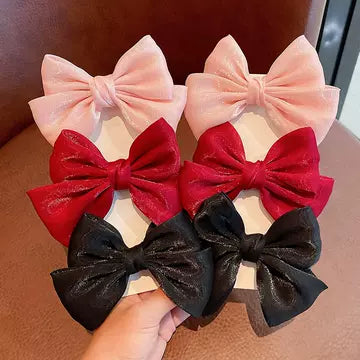 Oversized Velvet Bow Hair Scrunchie