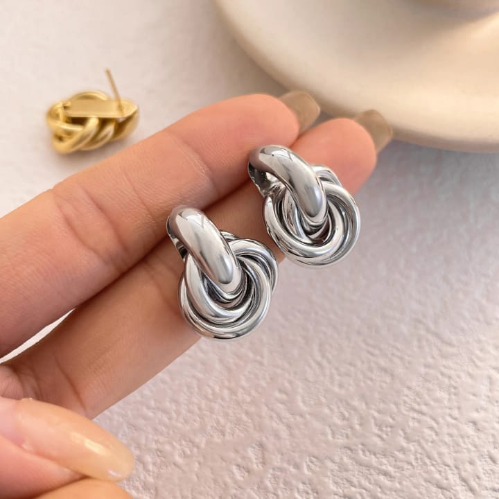 Gold Knot Earrings